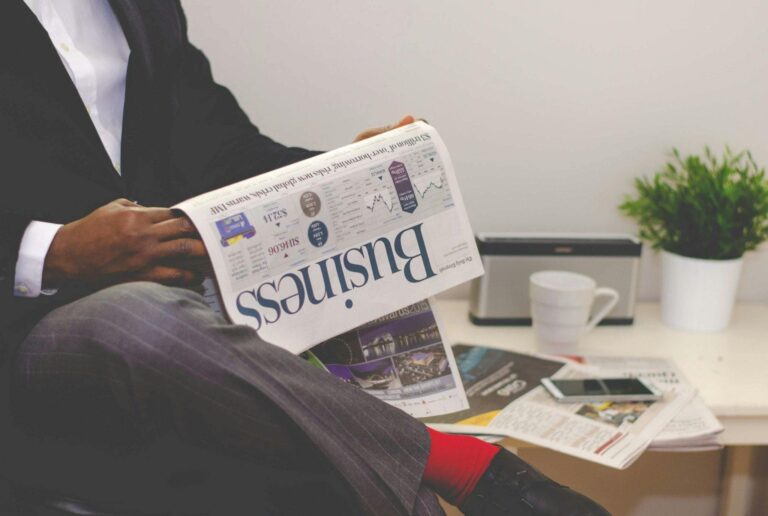 Ghostwriter in English: Crafting Financial Content That Disrupts Markets and Elevates Your Business to New Heights